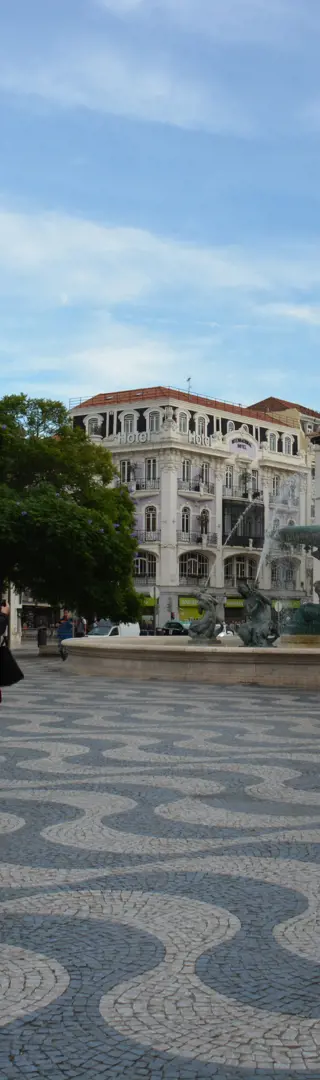 Rossioplatz mit Wellenmosaik